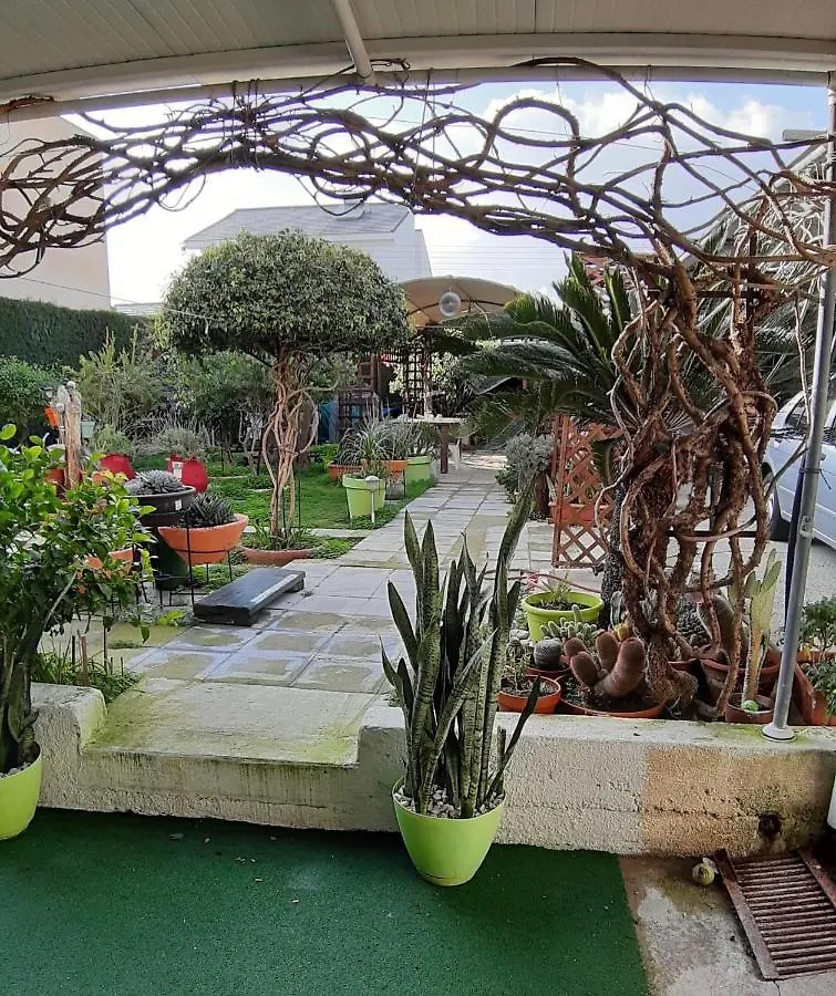 Independent Bedroom With Private Wc+Shower Larnaca